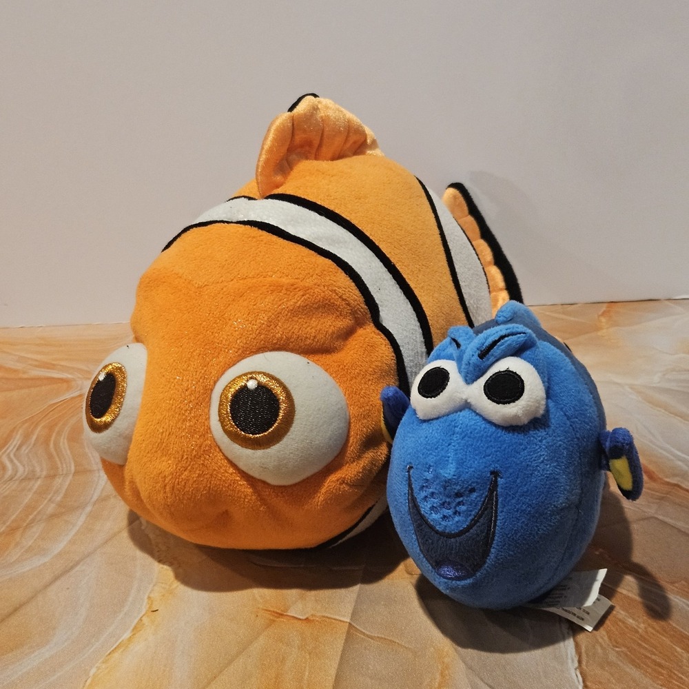 Disney Store Pixar Finding Nemo Dory Plush Bundle Fish